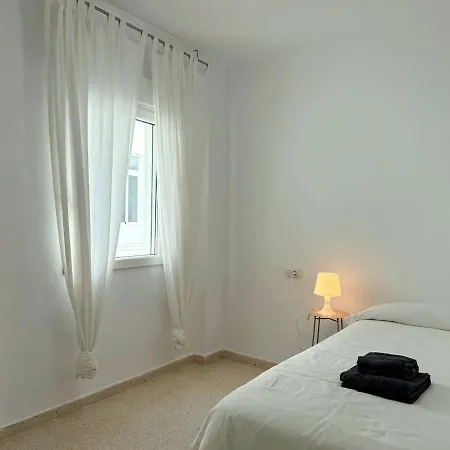 Apartment Gran Cerca Del Centro Junto A La Playa & Parking