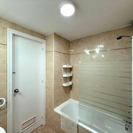 Gran Cerca Del Centro Junto A La Playa & Parking Apartment